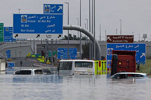 در روزهای اخیر کیش از دبی پیشرفتهتر شد + سند! در روزهای اخیر کیش از دبی پیشرفتهتر شد + سند!