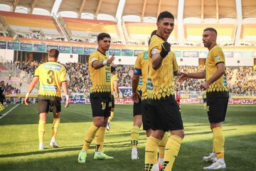 سپاهان از یک پرسپولیسی شکایت کرد! سپاهان از یک پرسپولیسی شکایت کرد!