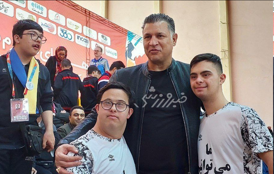 عکس| پا به توپ شدن فرشتهها در حضور علی دایی و عادل فردوسیپور