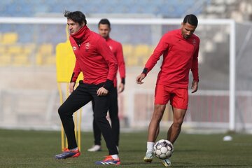 برکناری گاریدو کار درستی بود/دلارهای بیرانوند بانمک بود مخصوصا دماغش! برکناری گاریدو کار درستی بود/دلارهای بیرانوند بانمک بود مخصوصا دماغش!