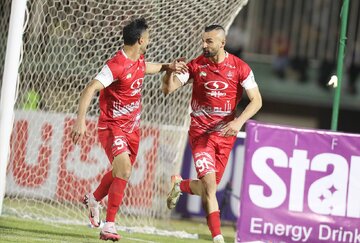 طلسم سردار دورسون در آزادی شکست طلسم سردار دورسون در آزادی شکست