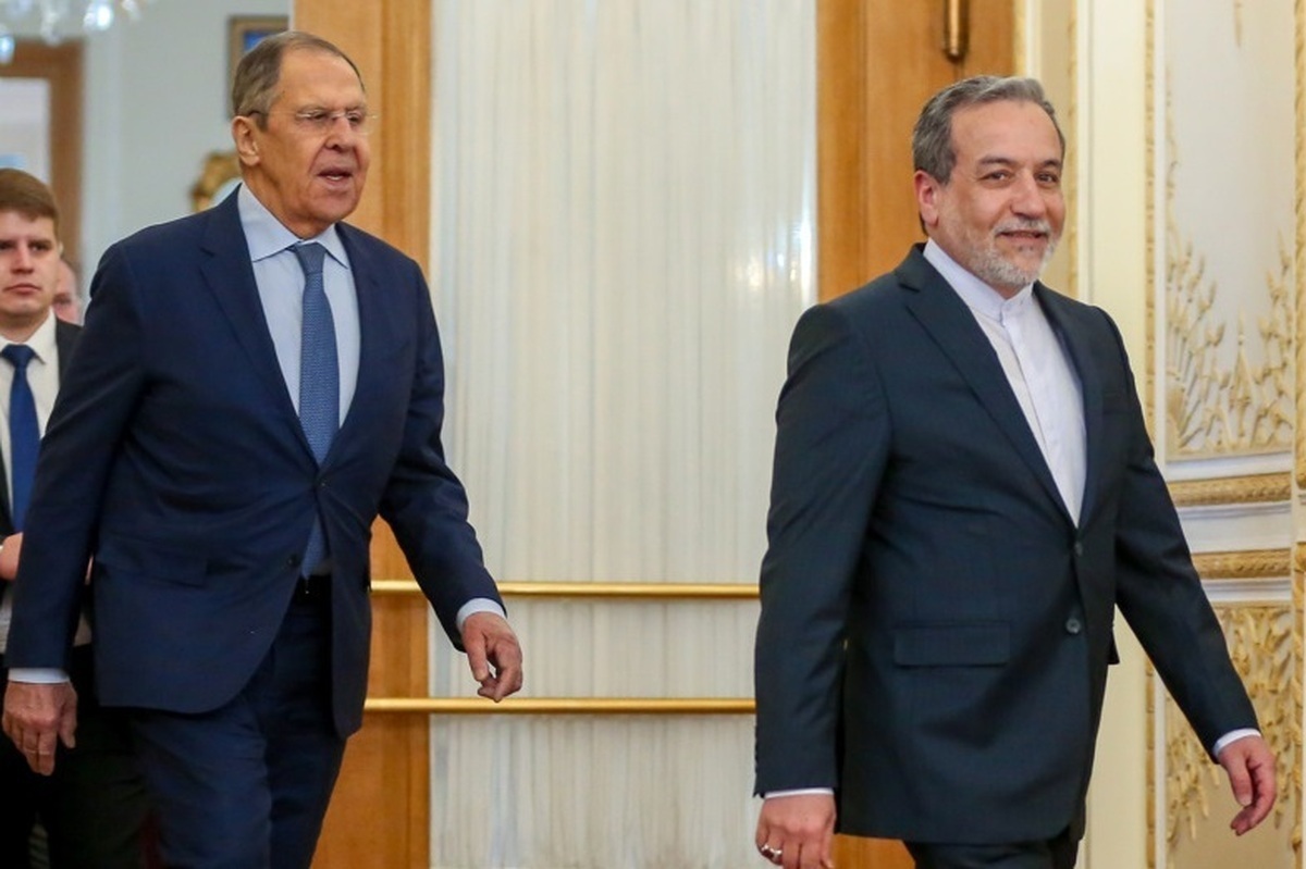 روزنامه هممیهن: بعید نیست لاوروف به قصد میانجیگری بین ایران و آمریکا به تهران آمده باشد روزنامه هممیهن: بعید نیست لاوروف به قصد میانجیگری بین ایران و آمریکا به تهران آمده باشد