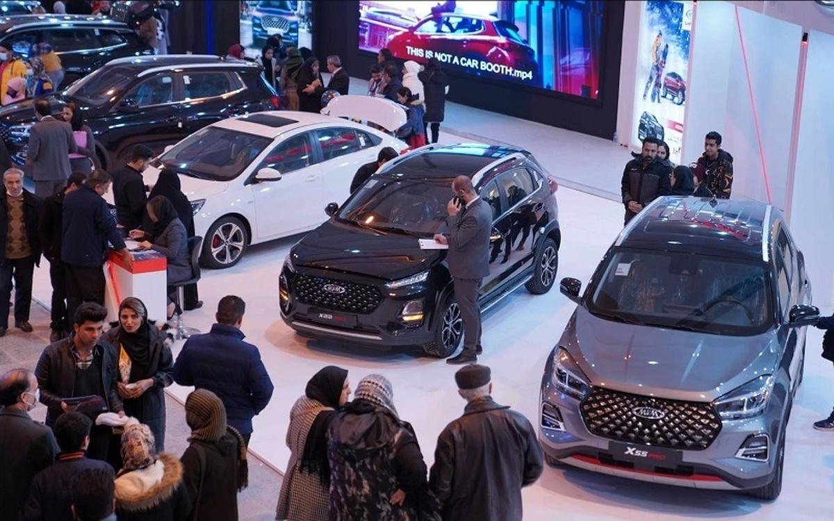 آینده صنعت خودرو ایران؛ ارزخوری یا خودروسازی؟ آینده صنعت خودرو ایران؛ ارزخوری یا خودروسازی؟