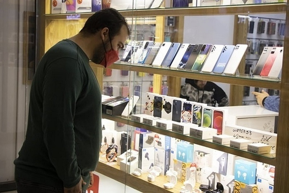 قیمت گوشی سامسونگ امروز سهشنبه اول خرداد ۱۴۰۳/ میانرده پرفروش سامسونگ چند؟ قیمت گوشی سامسونگ امروز سهشنبه اول خرداد ۱۴۰۳/ میانرده پرفروش سامسونگ چند؟