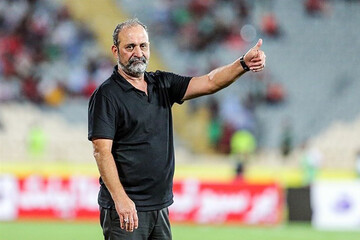 نکونام شایستگی نشستن روی نیمکت استقلال را دارد نکونام شایستگی نشستن روی نیمکت استقلال را دارد