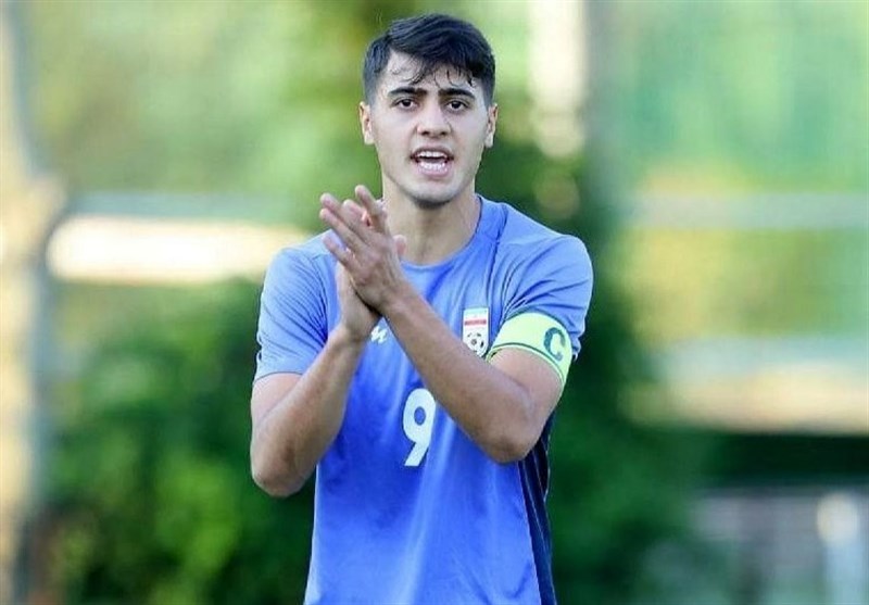 مهاجم موردنظر پرسپولیس، لژیونر میشود