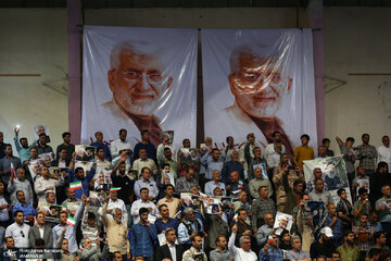 انتقاد یک حقوقدان از حمایت برخی مقامات دولتی از جلیلی /طرفداران او احساس ضعف شدید میکنند /متعجبم چرا شورای نگهبان تذکر نمی دهد انتقاد یک حقوقدان از حمایت برخی مقامات دولتی از جلیلی /طرفداران او احساس ضعف شدید میکنند /متعجبم چرا شورای نگهبان تذکر نمی دهد