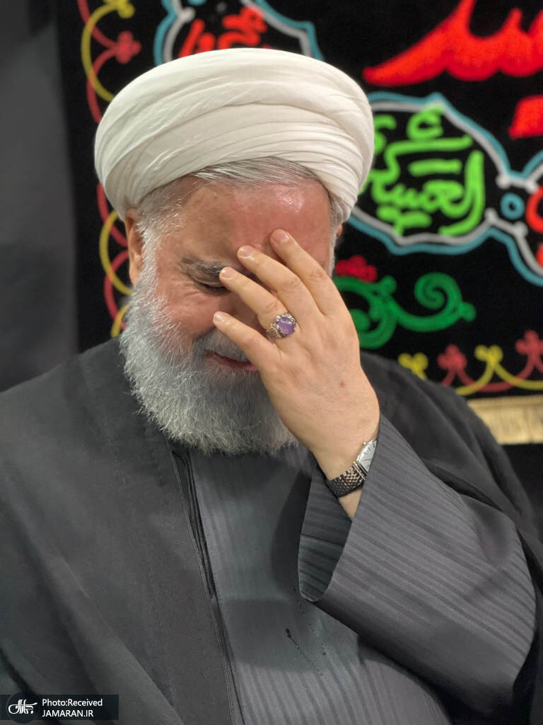 گریه شدید حسن روحانی در یک مراسم
