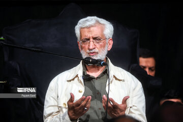 سعید جلیلی از انتقادات به «دولت سایه» عصبانی شد /با قدرت ادامه می دهیم و متوقف نمی شویم /در دولت رئیسی هرجایی که ضرورت دیدیم ورود کردیم سعید جلیلی از انتقادات به «دولت سایه» عصبانی شد /با قدرت ادامه می دهیم و متوقف نمی شویم /در دولت رئیسی هرجایی که ضرورت دیدیم ورود کردیم