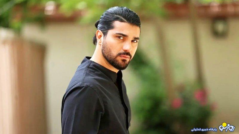 بوسه جنجالی سینا مهراد بر دستان این خانم سوژه عکاسان شد!+ عکس بوسه جنجالی سینا مهراد بر دستان این خانم سوژه عکاسان شد!+ عکس