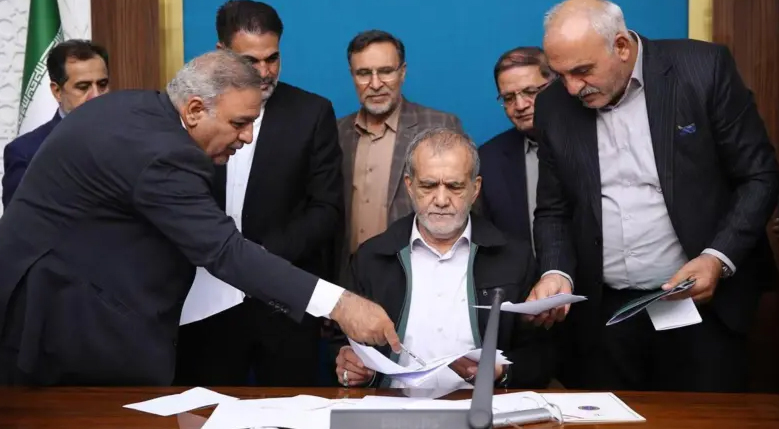 پزشکیان با این اقدام، گاف بزرگ یکشنبه را جبران میکند