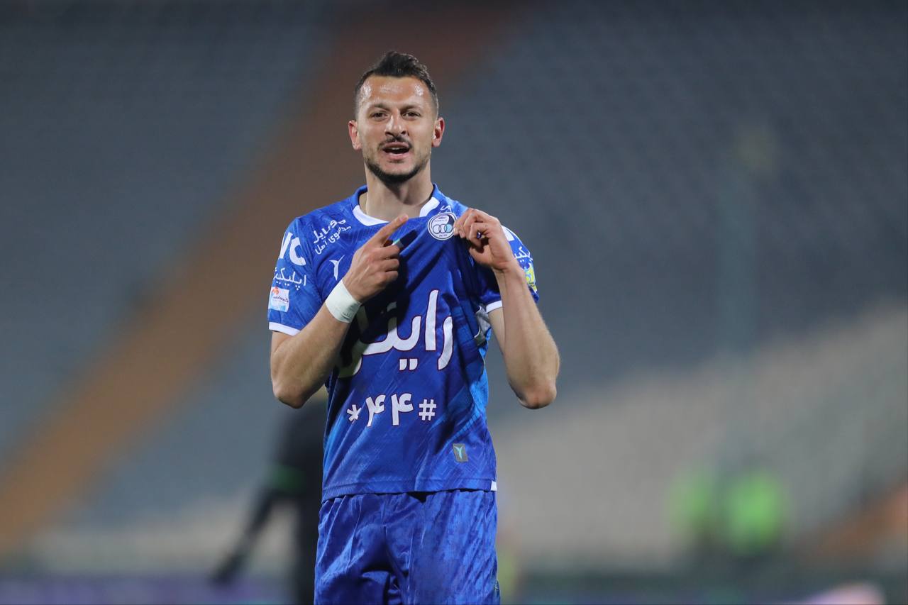 اولین ترکیب احتمالی استقلالی که قهرمانی میخواهد