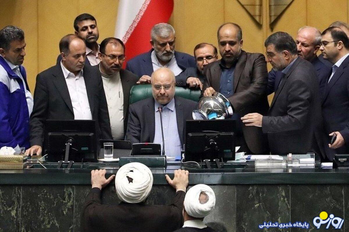 حمله رسایی به عراقچی: دیروز طوری صحبت کرد که انگار نقد برنامه او یعنی زیر سوال بردن ولایتمداری مجلس / واکنش قالیباف: در دستور صحبت کنید حمله رسایی به عراقچی: دیروز طوری صحبت کرد که انگار نقد برنامه او یعنی زیر سوال بردن ولایتمداری مجلس / واکنش قالیباف: در دستور صحبت کنید