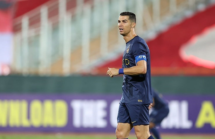 اولین بنری که رونالدو در قلعه حسنخان میبیند