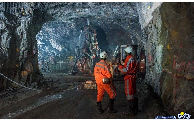 تصویری تلخ از رختکن معدن زغالسنگ در طبس تصویری تلخ از رختکن معدن زغالسنگ در طبس