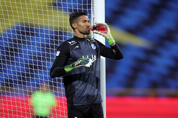 سقوط آزاد کاپیتان استقلال در لیگ بیست و چهار؟ سقوط آزاد کاپیتان استقلال در لیگ بیست و چهار؟