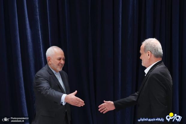 واکنش ظریف به بازتاب غلط سخنان پزشکیان در مورد رژیم اسرائیل: به جای رسانههای صهیونیستی به خدمتگزاران خود اعتماد کنیم واکنش ظریف به بازتاب غلط سخنان پزشکیان در مورد رژیم اسرائیل: به جای رسانههای صهیونیستی به خدمتگزاران خود اعتماد کنیم