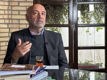 میزان افزایش حقوق حداقلبگیران مشخص شد/ وزیر کار درباره تغییر حقوق بازنشستگان چه گفت؟ میزان افزایش حقوق حداقلبگیران مشخص شد/ وزیر کار درباره تغییر حقوق بازنشستگان چه گفت؟