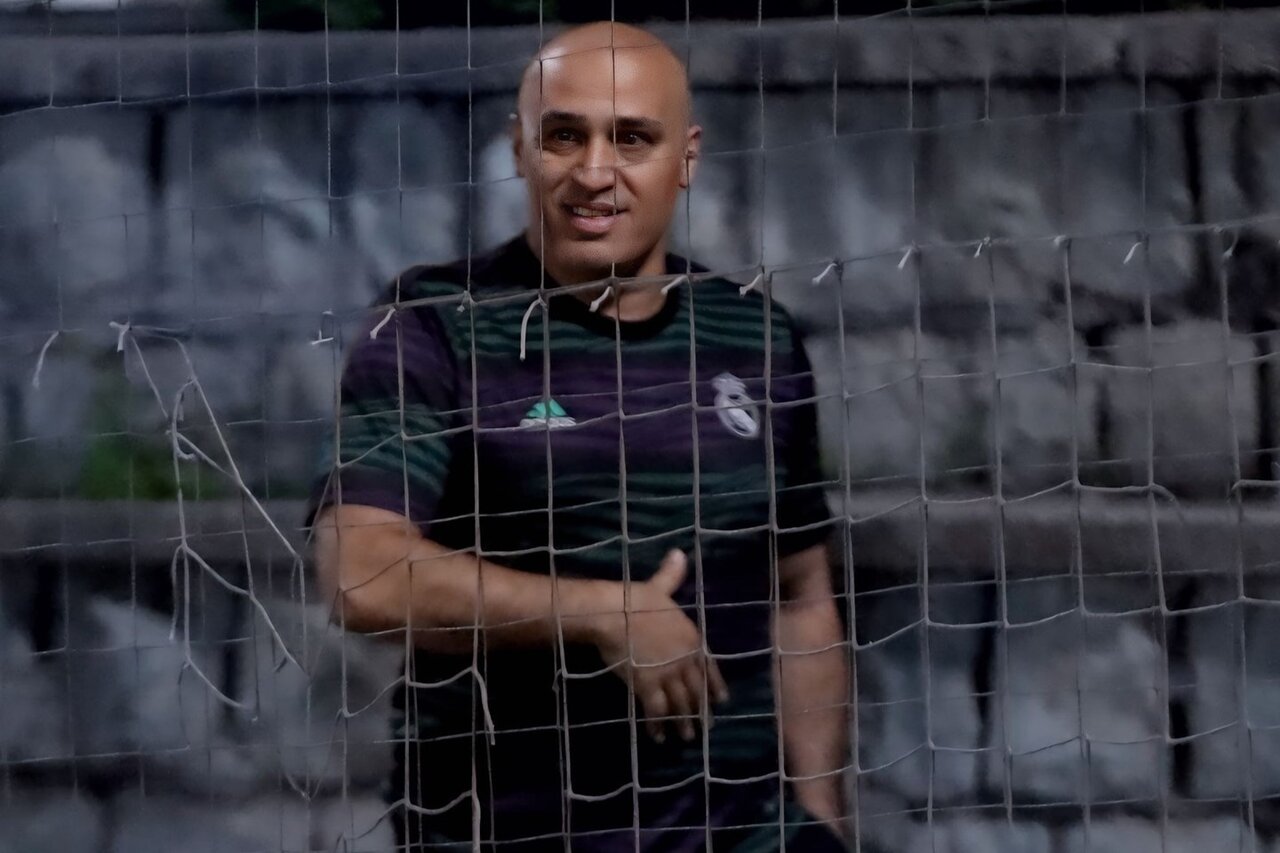 عکس | علیمنصور با لباس رئال، در آغوش یاغی استقلال!