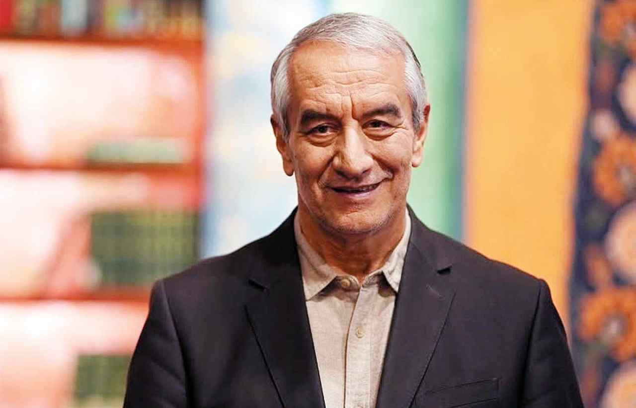 انتقاد کفاشیان از زنوزی: خوب نیست علیه استقلال و پرسپولیس صحبت کنی؛ خودت به تماشاگران خط میدهی! انتقاد کفاشیان از زنوزی: خوب نیست علیه استقلال و پرسپولیس صحبت کنی؛ خودت به تماشاگران خط میدهی!