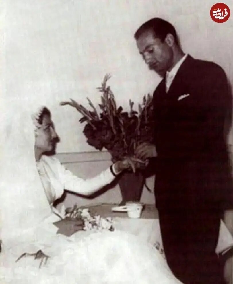 دکتر شریعتی و پوران شریعترضوی در روز عروسیشان دکتر شریعتی و پوران شریعترضوی در روز عروسیشان