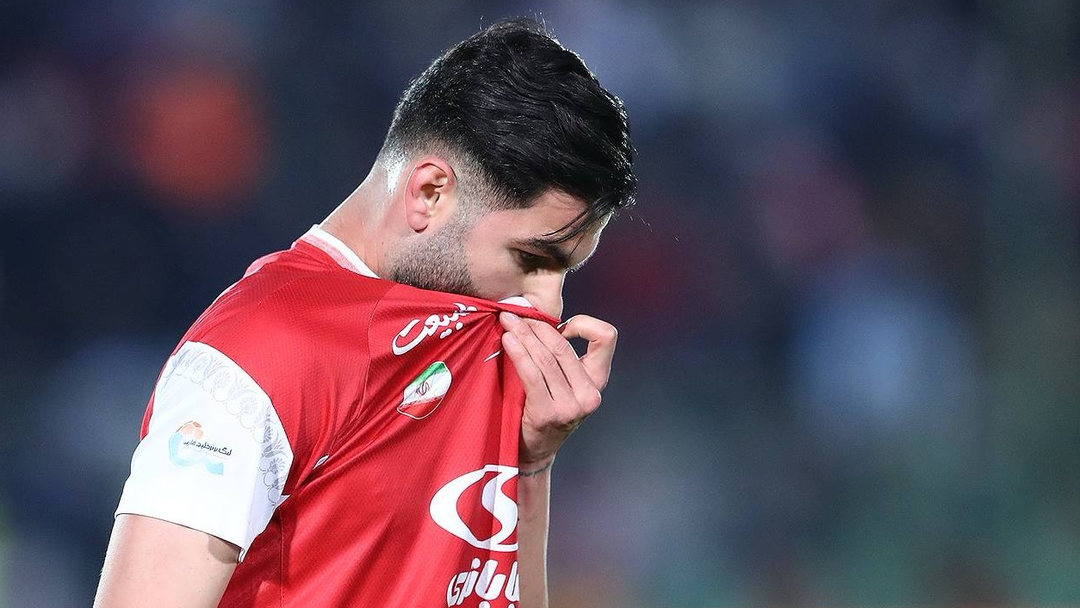 یاسین سلمانی و متصورشدن دو حالت برای آیندهاش؛ پرسپولیس هنوز پرونده هافبک جوان را نبسته است یاسین سلمانی و متصورشدن دو حالت برای آیندهاش؛ پرسپولیس هنوز پرونده هافبک جوان را نبسته است