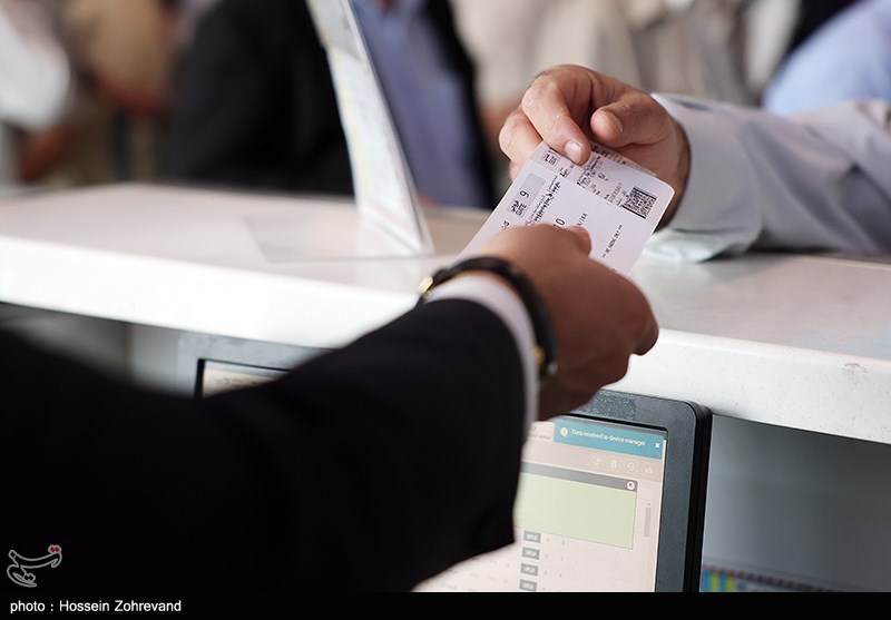 ۳۰۰هزار فقره وام ۵۰میلیون تومانی به بازنشستگان پرداخت میشود ۳۰۰هزار فقره وام ۵۰میلیون تومانی به بازنشستگان پرداخت میشود