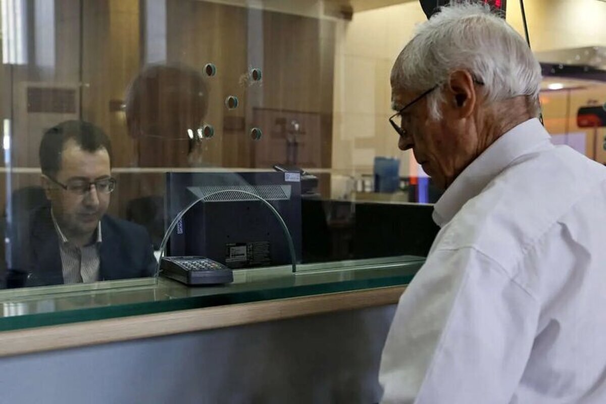 علت تاخیر ۱۰ روزه در پرداخت حقوق بازنشستگان چیست؟ علت تاخیر ۱۰ روزه در پرداخت حقوق بازنشستگان چیست؟