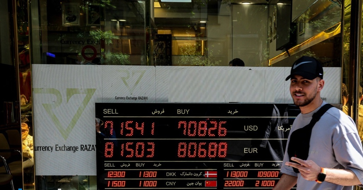 قیمت دلار، سکه و طلا در بازار امروز چهارشنبه ۳ اردیبهشت ۱۴۰۴ قیمت دلار، سکه و طلا در بازار امروز چهارشنبه ۳ اردیبهشت ۱۴۰۴