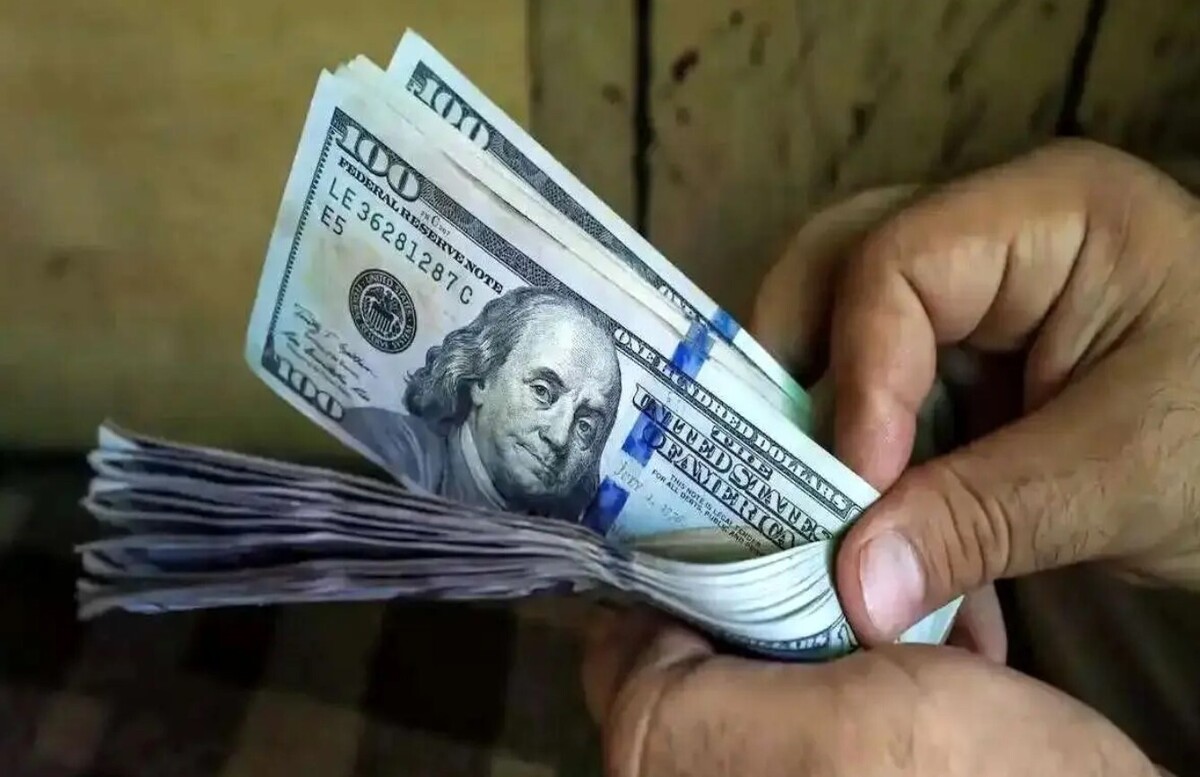 قیمت دلار، یورو، سکه و طلا امروز ۴ اردیبهشت ۱۴۰۴ / دلار بازار آزاد ارزان شد + جدول قیمت دلار، یورو، سکه و طلا امروز ۴ اردیبهشت ۱۴۰۴ / دلار بازار آزاد ارزان شد + جدول