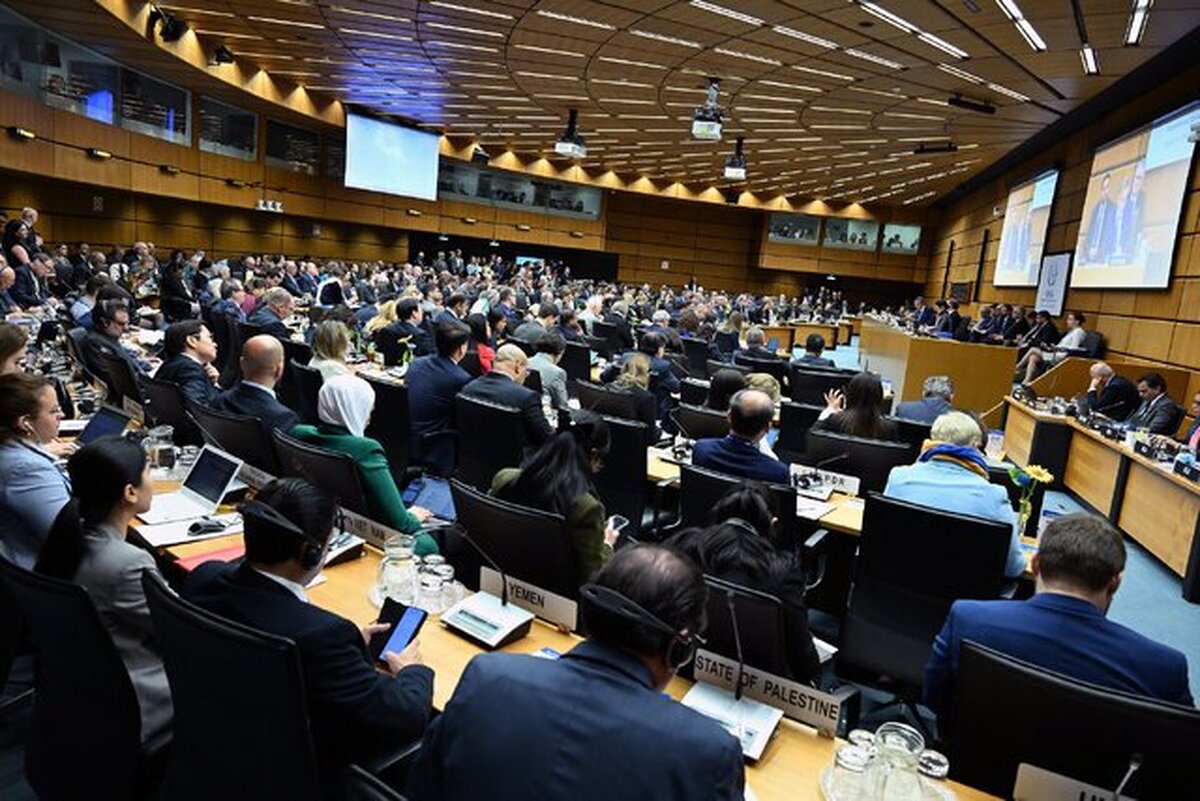 خبرنگار روزنامه وال استریت ژورنال: آمریکا از قطعنامه ضدایرانی تروئیکای اروپا در شورای حکام حمایت خواهد کرد خبرنگار روزنامه وال استریت ژورنال: آمریکا از قطعنامه ضدایرانی تروئیکای اروپا در شورای حکام حمایت خواهد کرد