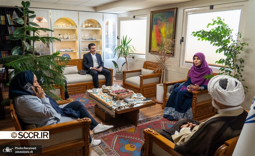 نشست+همایون+شجریان+با+دبیر+شورای+عالی+انقلاب+فرهنگی+(1)