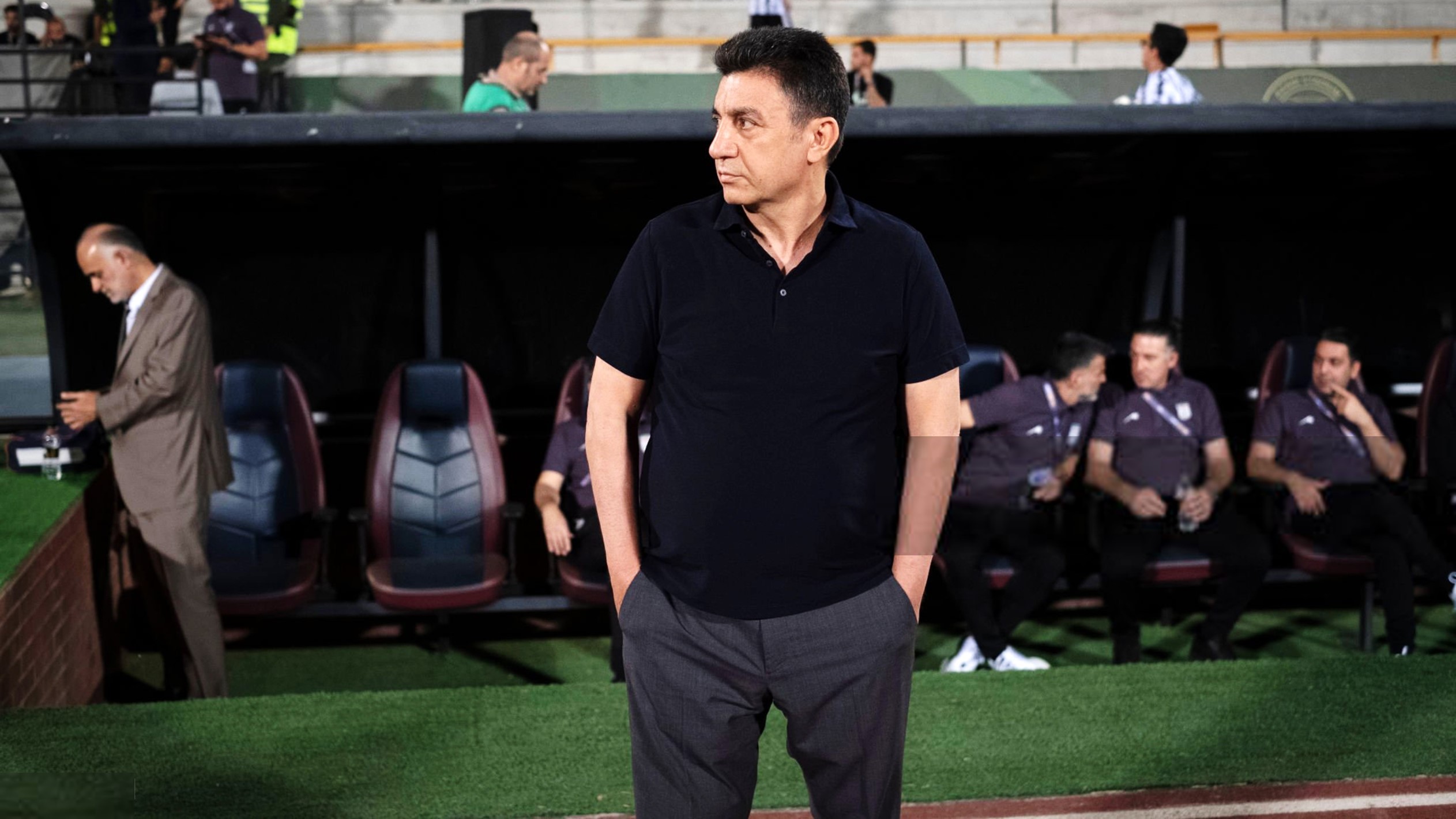 واکنش امیر قلعه نویی به حوادث اخیر / عکس واکنش امیر قلعه نویی به حوادث اخیر / عکس