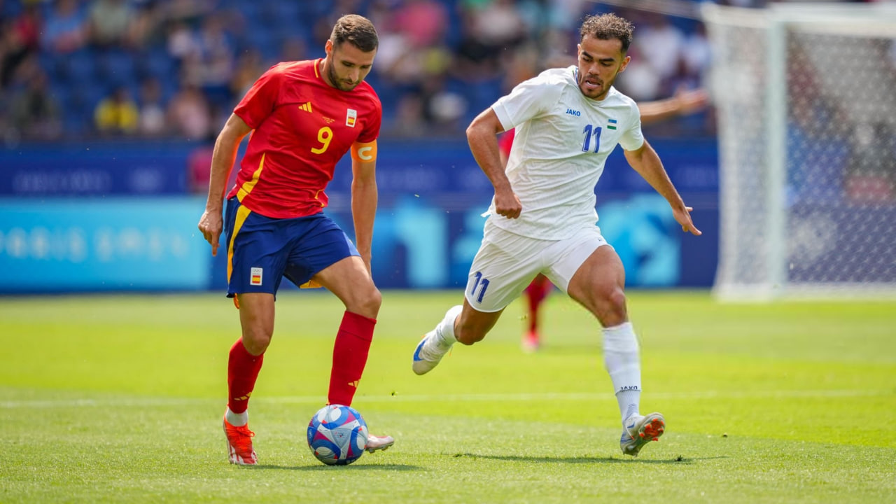 اوستون اورونوف وینگر تیم ملی ازبکستان در المپیک 2024 در مقبال تیم لی امید اسپانیا - المپیک - جام جهانی - پرسپولیس تهران -لیگ برتر ایران