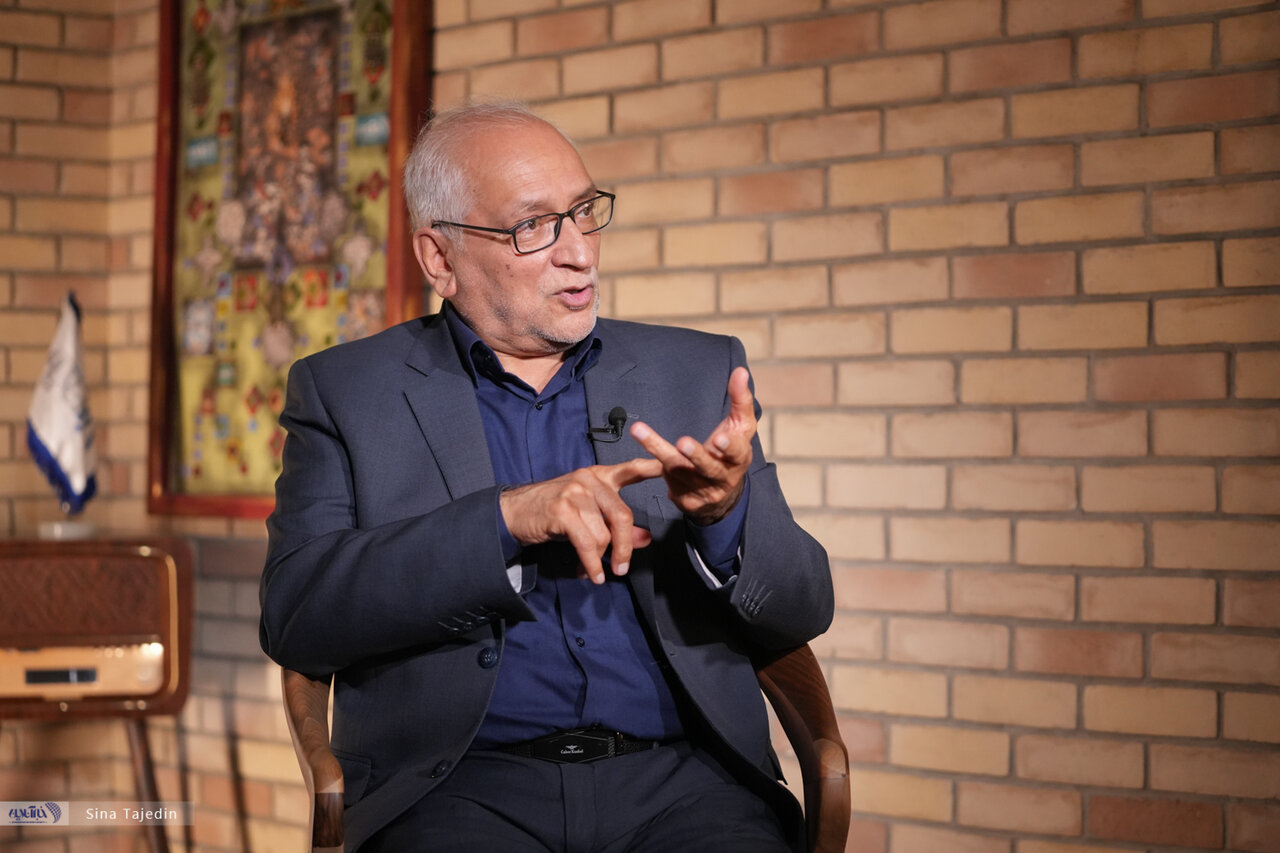 مرعشی: رضاخان بهنوعی منجی ایران شد چون.../ قدرتهای اصلی جهان تصمیم گرفتهاند که جغرافیای منطقه ما تغییر نکند/ خطری به نام تجزیه ایران وجود ندارد