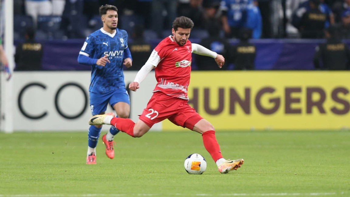 وحید هاشمیان، سعید مهری را نمیخواهد؛ هوادار متمول مخالف سرمربی پرسپولیس وحید هاشمیان، سعید مهری را نمیخواهد؛ هوادار متمول مخالف سرمربی پرسپولیس