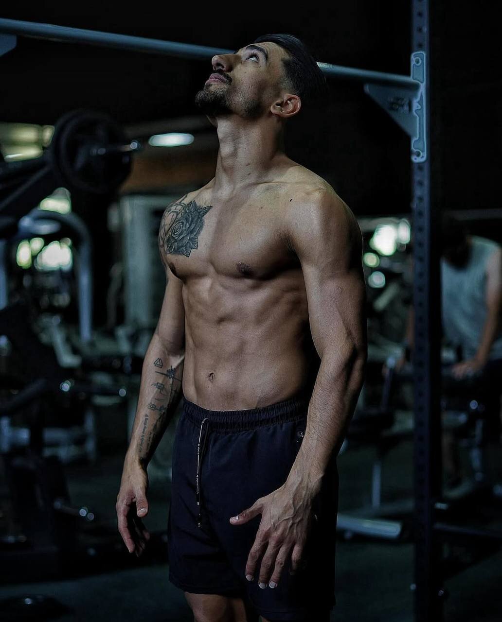 عکس | عضلات ستاره استقلال در حد مستر المپیا!