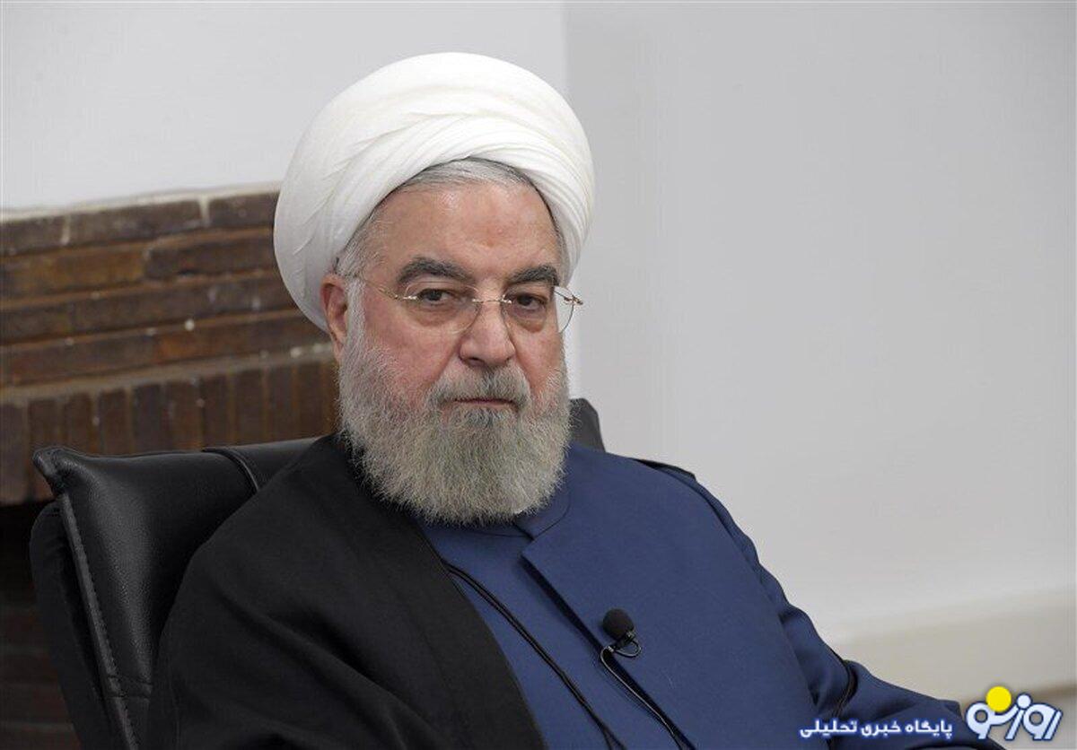 وقتی روحانی نه تلویزیون میبیند و نه رادیو گوش میدهد منبع اخبارش را به ما هم بگوید! وقتی روحانی نه تلویزیون میبیند و نه رادیو گوش میدهد منبع اخبارش را به ما هم بگوید!