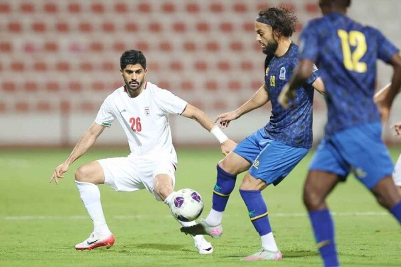 انتقاد پیشکسوت استقلال از بازیکنان تیم ملی؛ 10 پاس به زور به هم میدهند! انتقاد پیشکسوت استقلال از بازیکنان تیم ملی؛ 10 پاس به زور به هم میدهند!