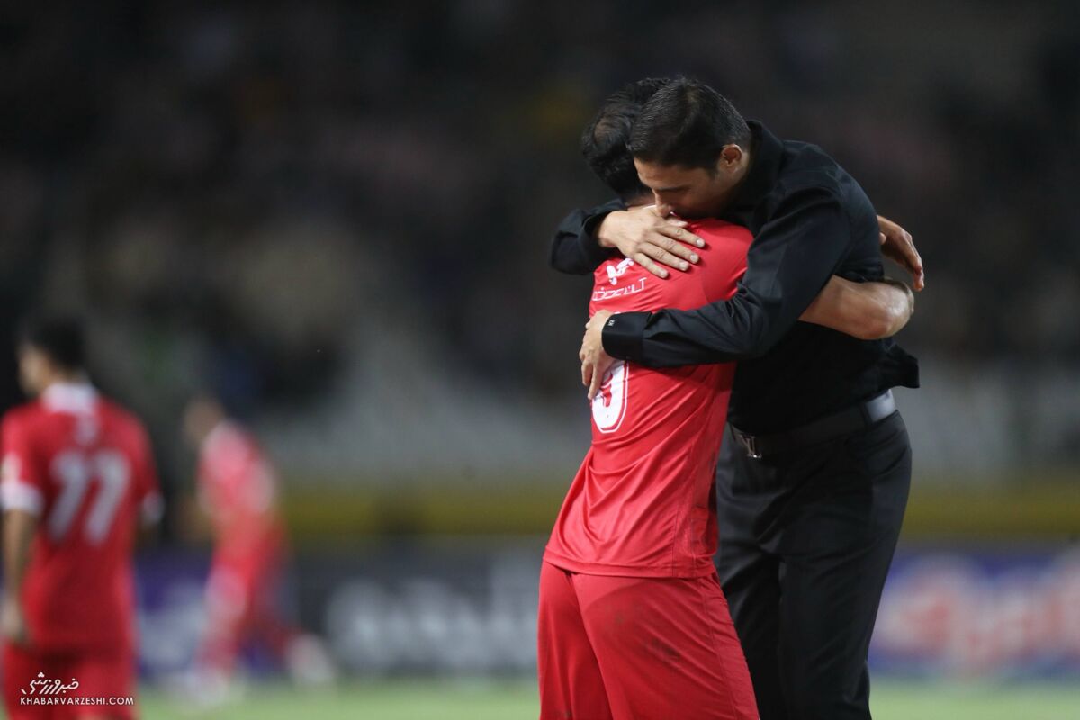 موضع پرسپولیسیها درباره هاشمیان؛ بازیکنان وحید را میخواهند؟ موضع پرسپولیسیها درباره هاشمیان؛ بازیکنان وحید را میخواهند؟