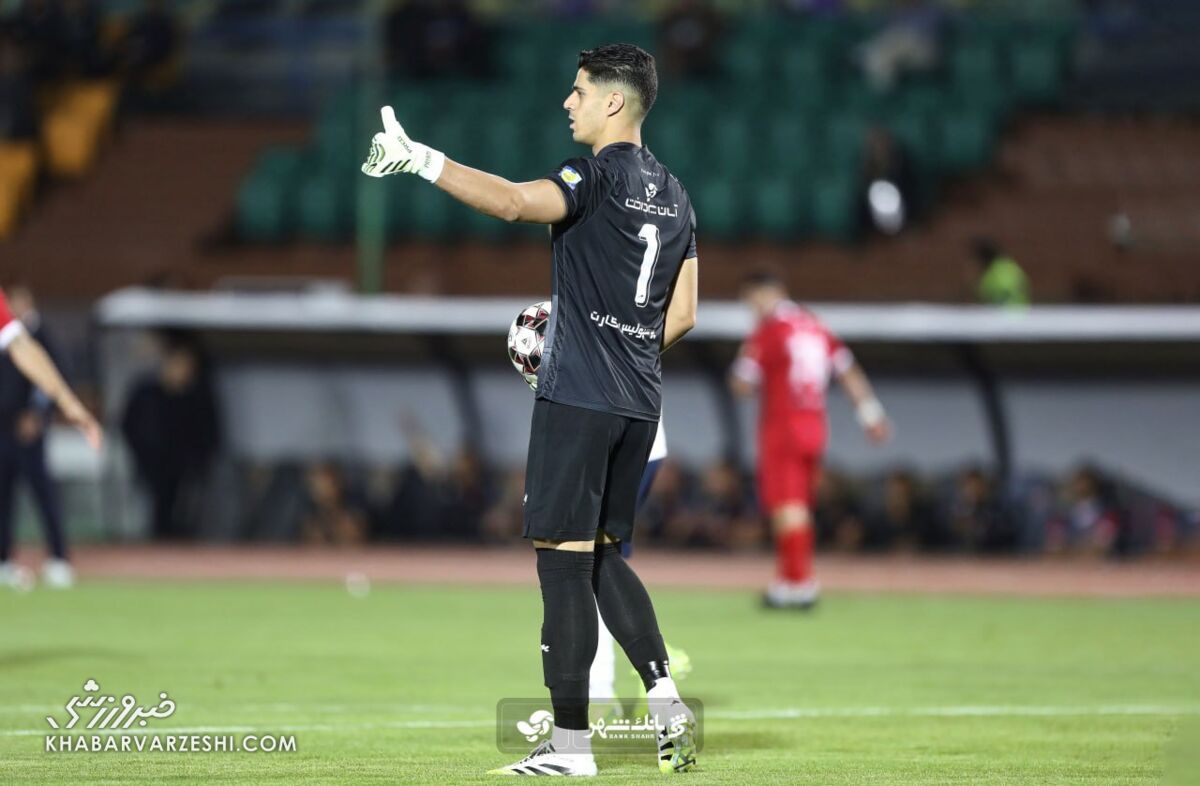 بهترین خرید تابستانی پرسپولیس عصای دست هاشمیان بهترین خرید تابستانی پرسپولیس عصای دست هاشمیان