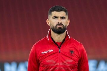 مدافع لاتزیو و ناپولی در لیست خرید پرسپولیس مدافع لاتزیو و ناپولی در لیست خرید پرسپولیس