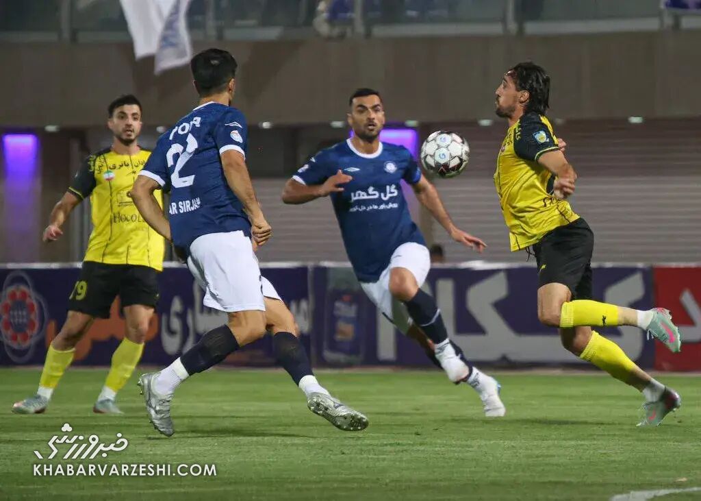 جشن صدرنشینی استقلال خیلی زود خراب شد/ خبر تلخ برای آبیها از نقش جهان جشن صدرنشینی استقلال خیلی زود خراب شد/ خبر تلخ برای آبیها از نقش جهان