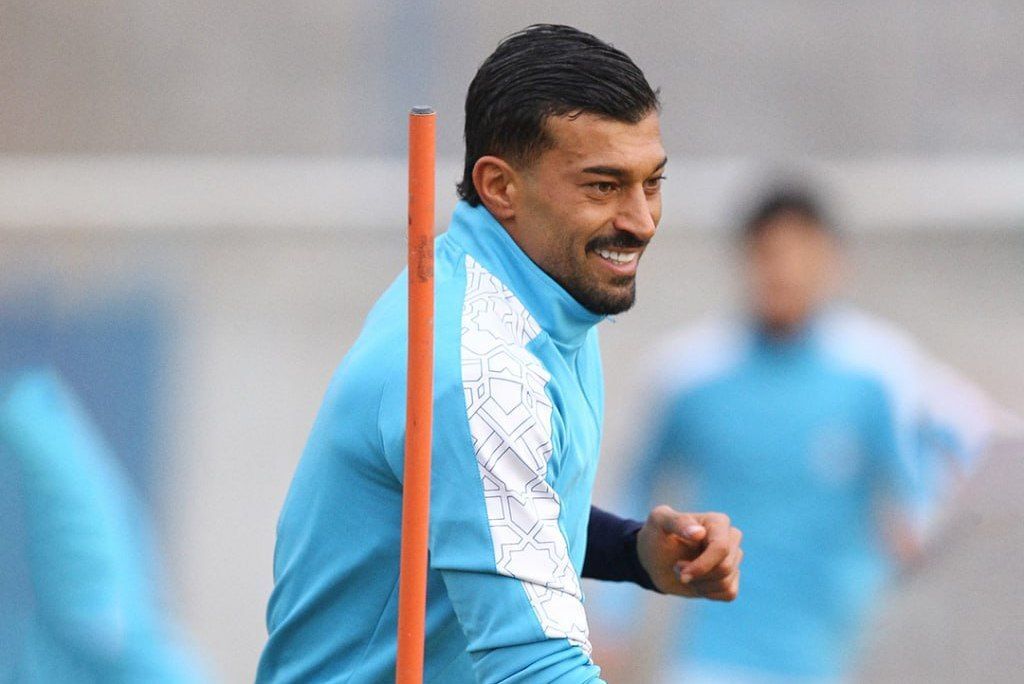 عکس|  مراسم آشتی‌کنان ساپینتو و رامین رضائیان بعد از حاشیه بزرگ