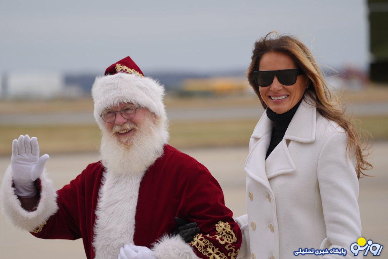 حاشیه دار شدن عکسهای کریسمسی ملانیا ترامپ و بابانوئل حاشیه دار شدن عکسهای کریسمسی ملانیا ترامپ و بابانوئل