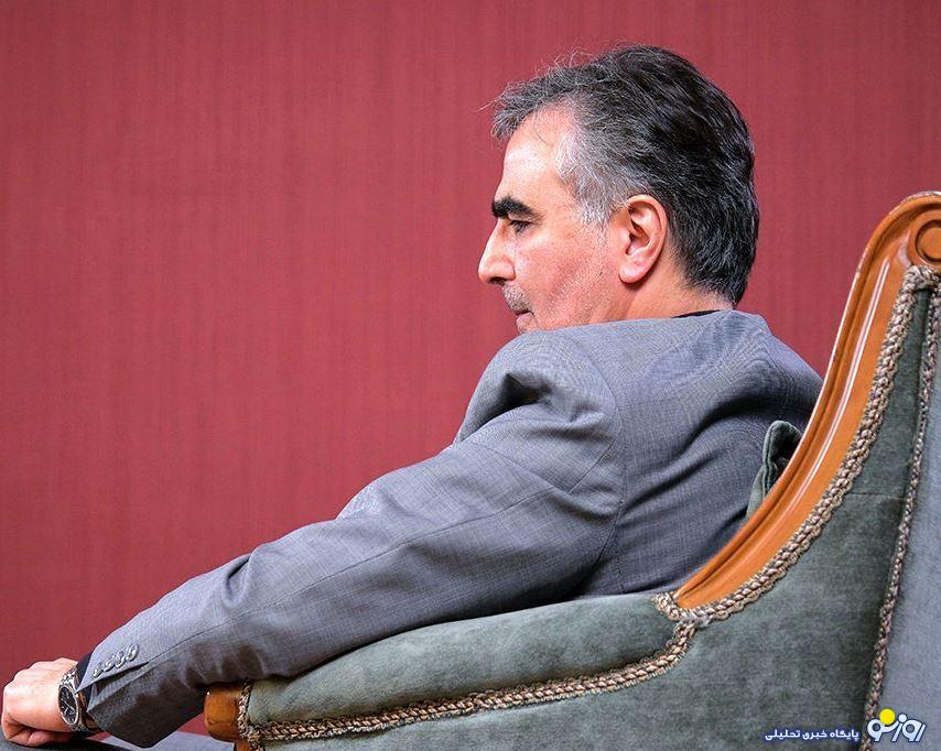 تعیین نرخ دلار و طلا در دستان فرزین تعیین نرخ دلار و طلا در دستان فرزین