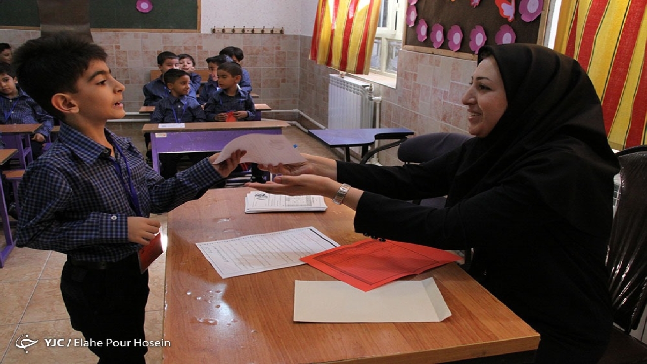 آموزشوپرورش از بحران مهاجرت معلمان عبور کرده است؟ آموزشوپرورش از بحران مهاجرت معلمان عبور کرده است؟