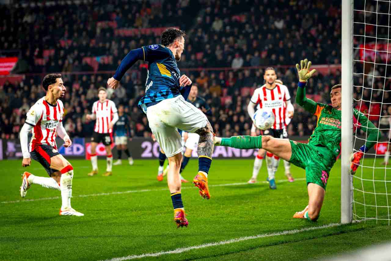 هورنکمپ با دبل مقابل آیندهوون، توجه پرسپولیس را جلب کرد هورنکمپ با دبل مقابل آیندهوون، توجه پرسپولیس را جلب کرد